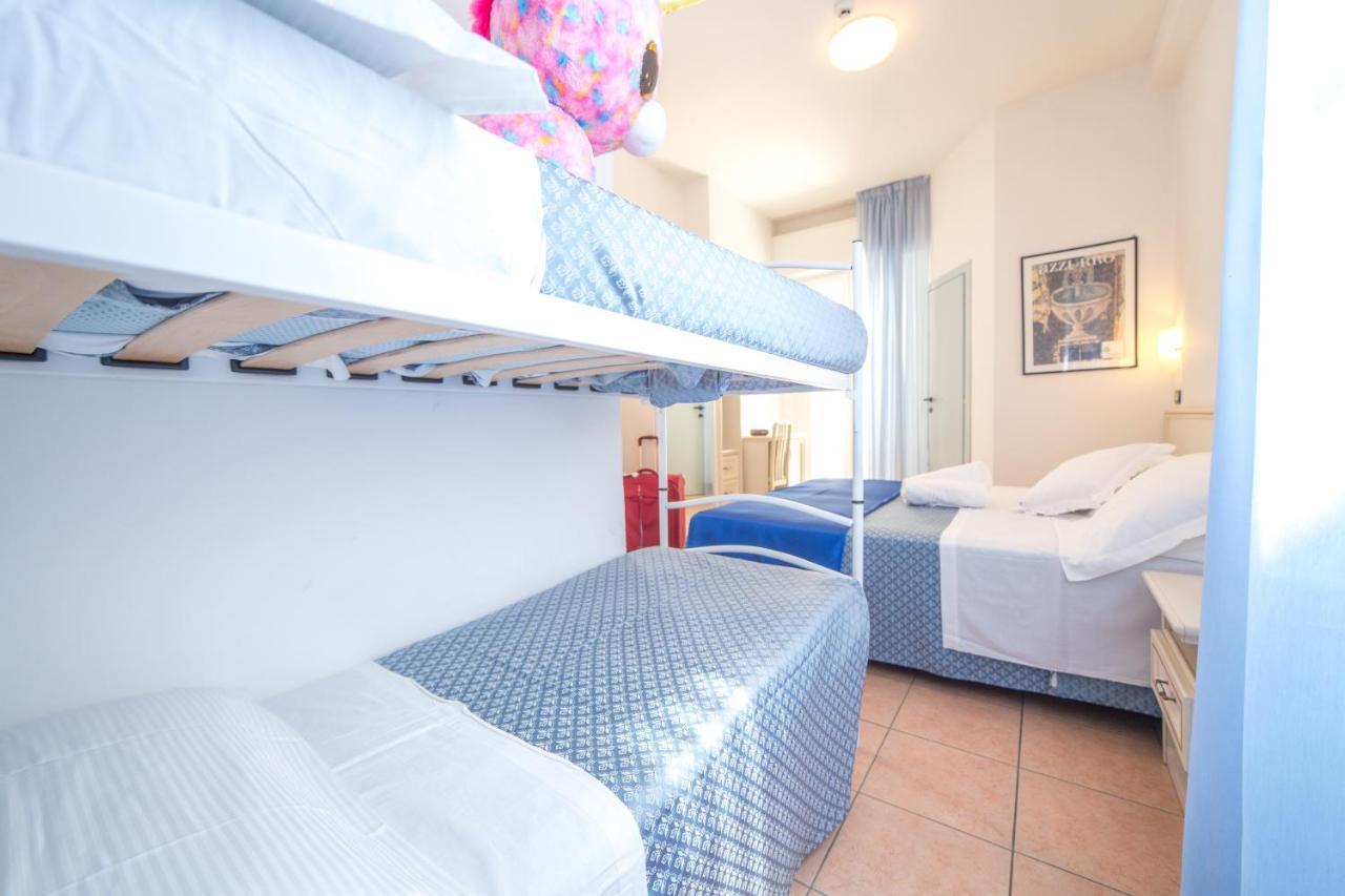 Hotel Elite Cattolica Exterior photo
