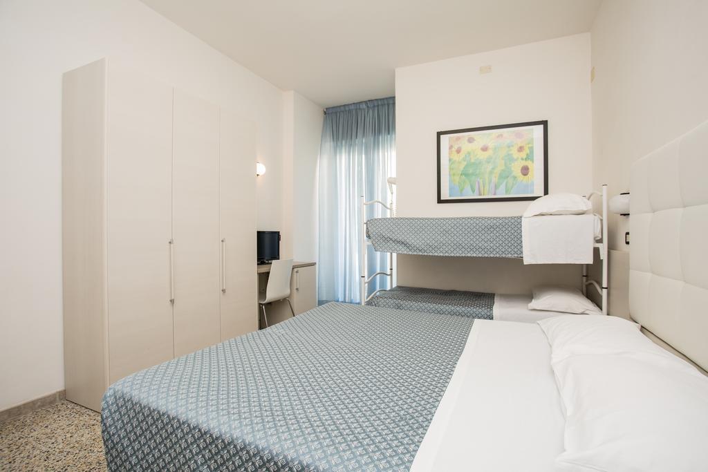 Hotel Elite Cattolica Exterior photo